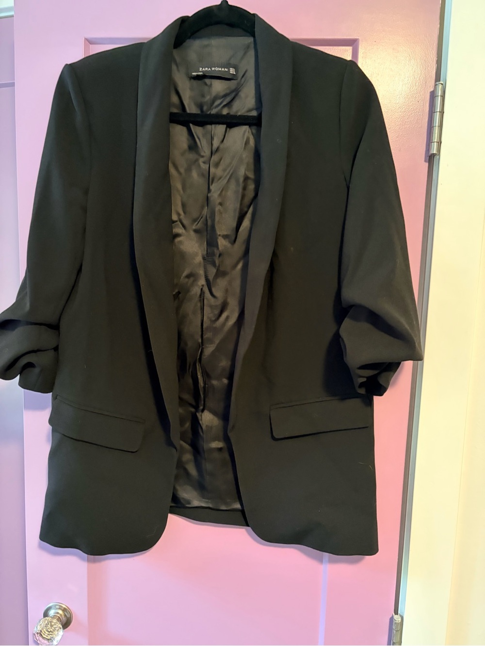 Zara Black Shawl-Collar Blazer with Rolled Sleeves 3